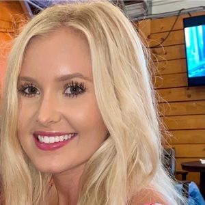 Meet your Posher, Katelyn